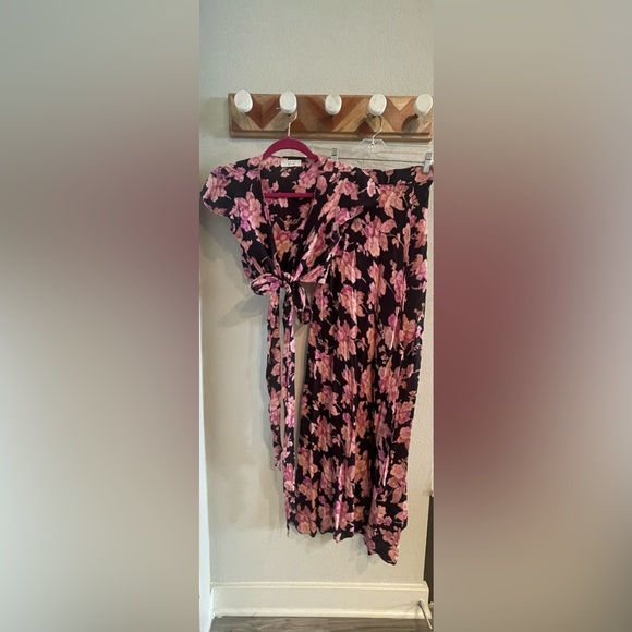 Flynn Skye wrap it up Top & Skirt Set XS - Picture 11 of 17